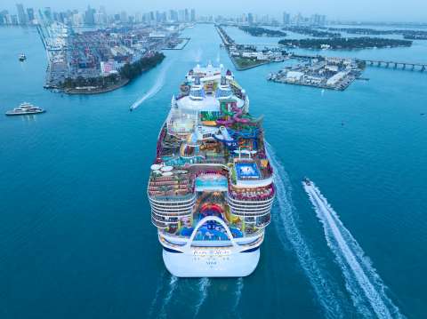 El crucero más grande del mundo debutará en Miami: cómo es y cuánto cuesta