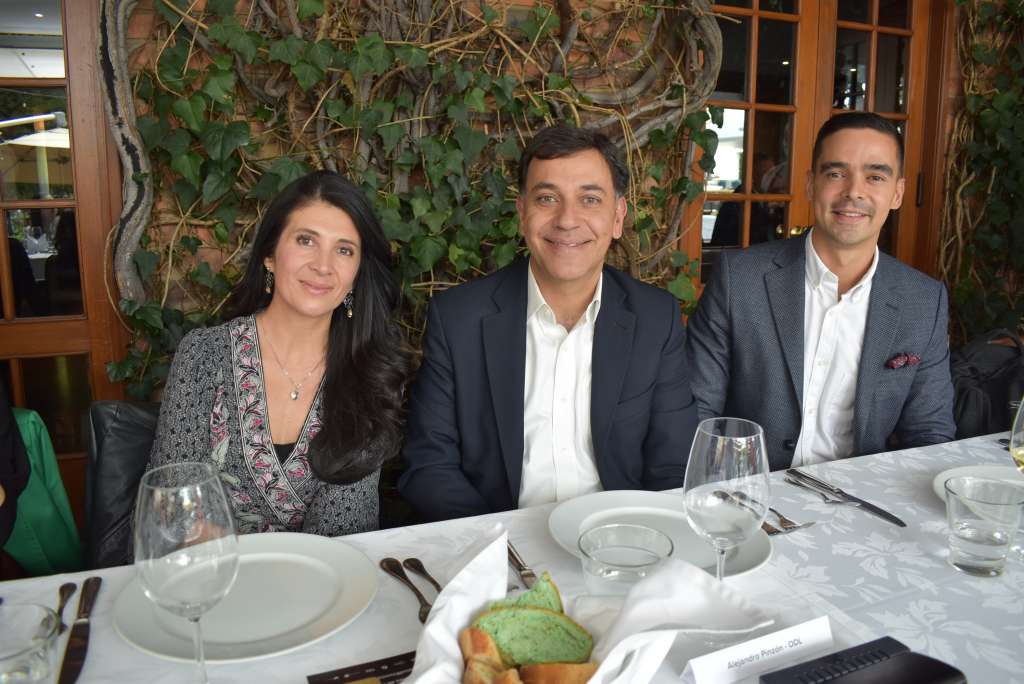 Titanes Caracol y BDO hicieron un encuentro con padrinos de la edición 2023 -2024