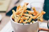 Leyes para la importación de papas fritas tienen enfrentadas a Colombia y la UE