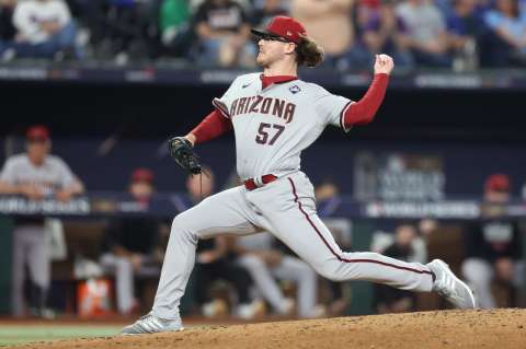 ¡Con el béisbol que quieren desechar!
