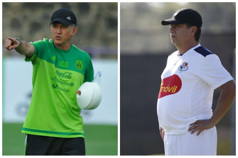 Juan Carlos Osorio (izq.) y Hernán Darío "El Bolillo" Gómez, técnicos colombianos que ya aseguraron su cupo a Rusia 2018. / AFP