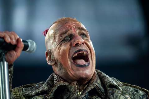 Rammstein: Till Lindemann es acusado de agredir sexualmente a varias jóvenes