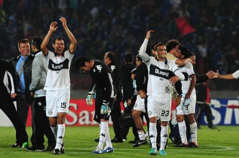 Nacional y Olimpia firman su presencia en los octavos de final
