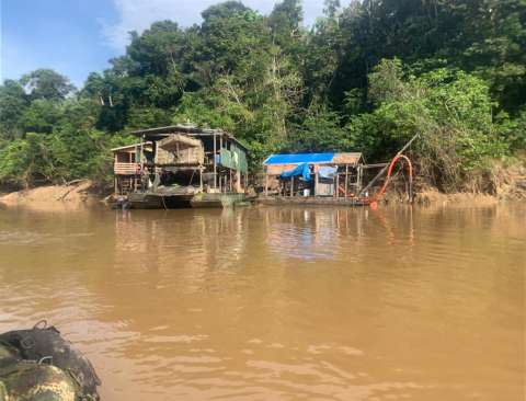 La minería ilegal en el Parque Río Puré no cesa en cuarentena