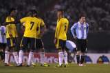 Colombia empató sin goles con Argentina en el Monumental