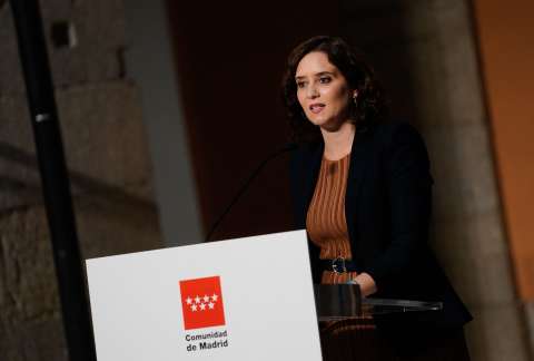 Presidenta regional de Madrid dimite y anuncia elecciones anticipadas