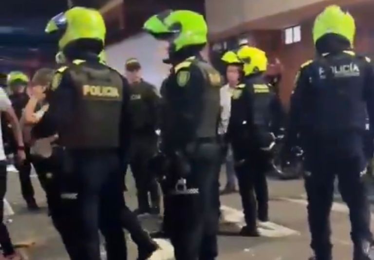 Operativo policial terminó en confrontación con ciudadanos en Bucaramanga