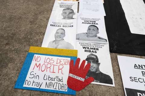 Régimen de Maduro deja en libertad a más de 300 presos políticos en Venezuela