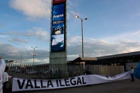 Pantallas LED del Puente Aéreo y ElDorado serán desmontadas