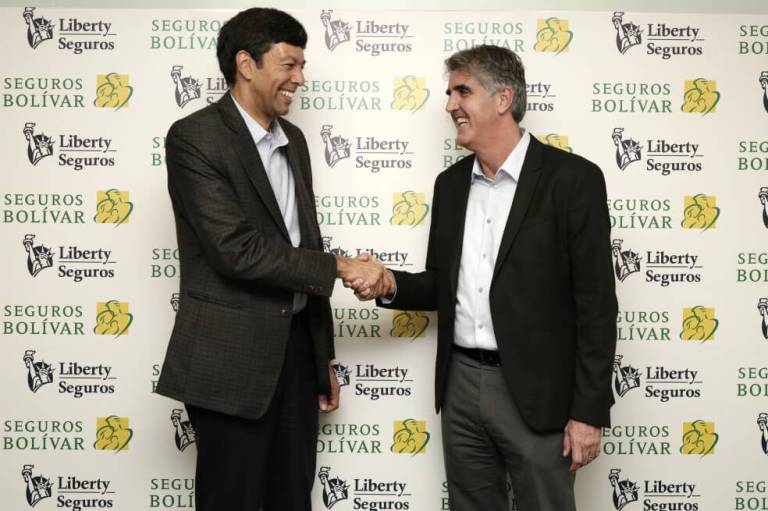 Bolívar compra unidad de seguros de vida de Liberty