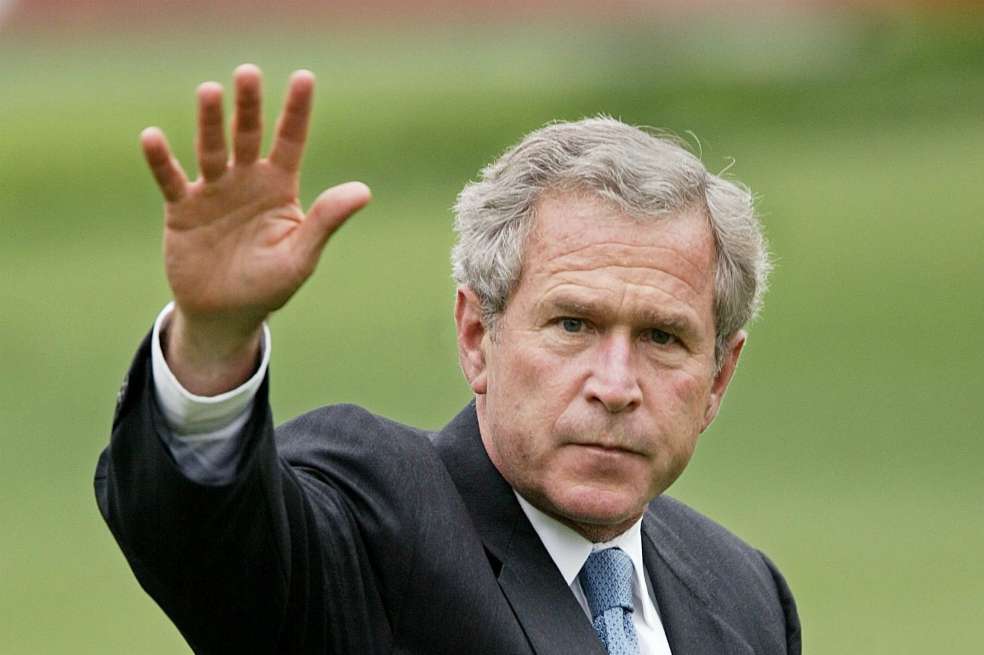 El expresidente de Estados Unidos, George W. Bush, no está de acuerdo con que su país retire las tropas de Afganistán. / EFE