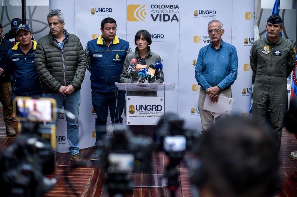 La ministra de Ambiente, Susana Muhamad, el ministro del Interior, Luis Fernando Velasco, y el ministro de Defensa, Iván Velásquez, durante el Puesto de Mando Unificado (PMU).