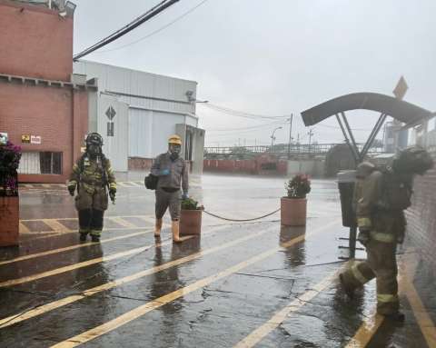 Fuga de gas en frigorífico de Guadalupe causa lesiones respiratorias a 11 personas
