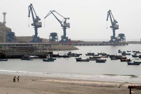 El megapuerto en Perú que podría aumentar el flujo de mercancías chinas a Colombia