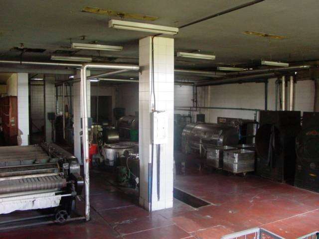 Este 11 de diciembre el Complejo Hospitalario San Juan de Dios abre un nuevo capítulo en su historia con la apertura del edificio de Mantenimiento, y pese al optimismo del Gobierno de Petro de restaurarlo, las deudas históricas persisten, así como la contrarreloj para que la Nación adquiera el predio, hoy propiedad del Distrito.