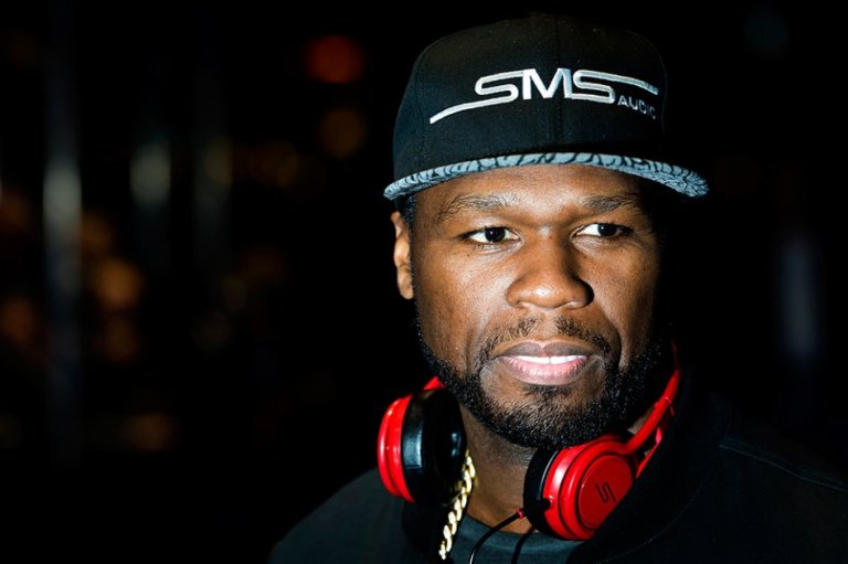Rapero 50 Cent amasa fortuna en bitcoines tras aceptarlos como medio de pago