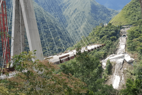Fiscalía abre investigación por desplome del puente Chirajara, en vía al Llano