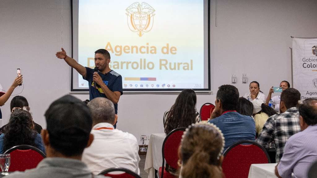 ADR invertirá COP 30.000 millones para convertir a Santander en potencia cacaotera