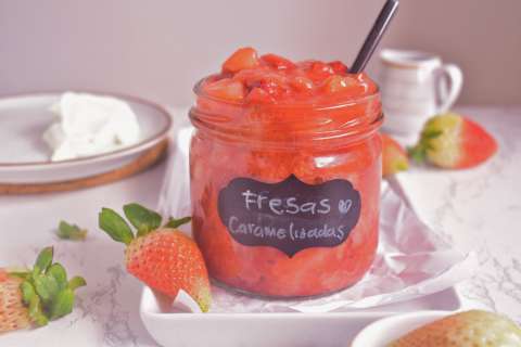 Una receta deliciosa: fresas caramelizadas sin azúcar adicionada