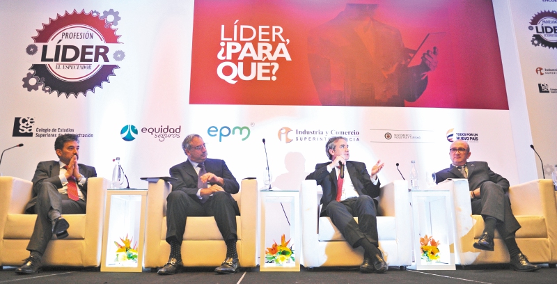 Gustavo Ordóñez, Carlos Enrique Cavelier, Pablo Felipe Robledo y César Roldán participaron en el encuentro “Líder, ¿para qué?”. / Gustavo Torrijos