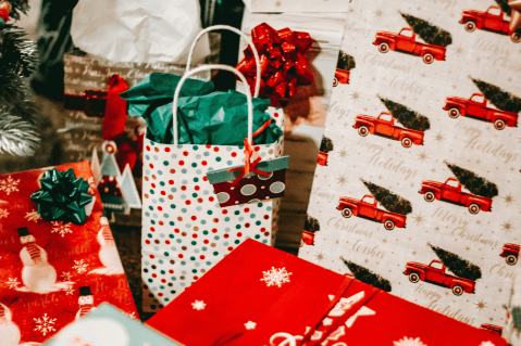 ¿Cómo hacer bolsas de regalo en casa, fácil y rápido? Mira aquí el paso a paso