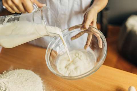 Aquí esta la receta para preparar un postre de leche en polvo