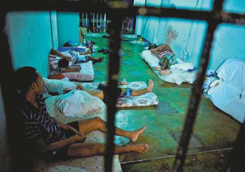 De la muerte a la cadena perpetua: cambian condenas de dos colombianos en China