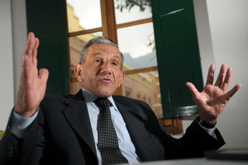 Julio Londoño, jefe del equipo defensor de Colombia ante La Haya, dice que seguirá defendiendo las fronteras colombianas. / Luis Ángel