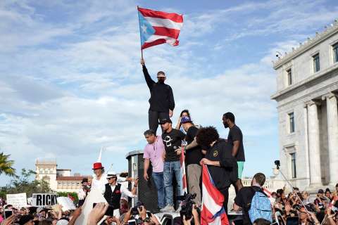 Puerto Rico, a la deriva
