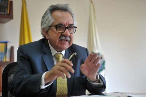 La molestia del rector de la Universidad Nacional luego del atentado en Andino