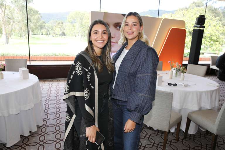 Daniela Bahamon y Marcela Álvarez
