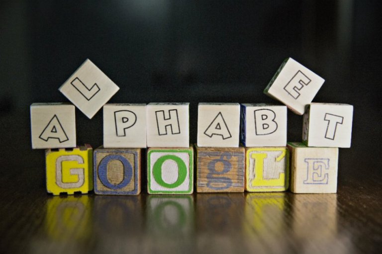 Alphabet gana 15,6% más y es la empresa más valiosa del mundo en Bolsa