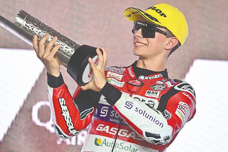 El piloto colombiano David Alonso viene de ser segundo en el GP de Catar en la temporada 2023 de Moto3.