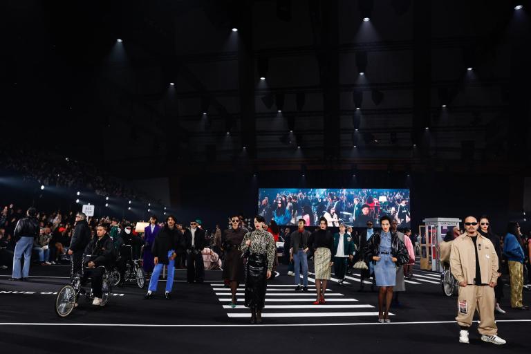 Feid, Mon Laferte, Lunay y más en el desfile de Willy Chavarria en París