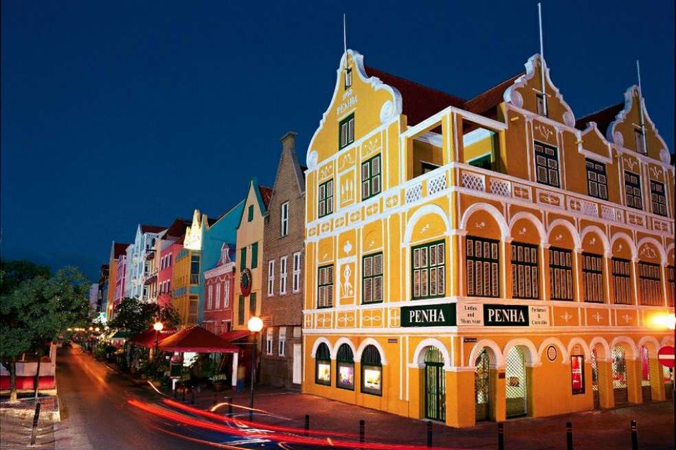 Los edificios de Willemstad, Curazao, fueron declarados Patrimonio de la Humanidad por la Unesco.