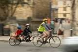 Las personas que andan en bici pesan cuatro kilos menos que las que lo hacen en carro