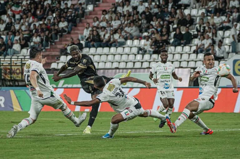 Atlético Nacional cerró su semestre con victoria sobre Once Caldas en Manizales