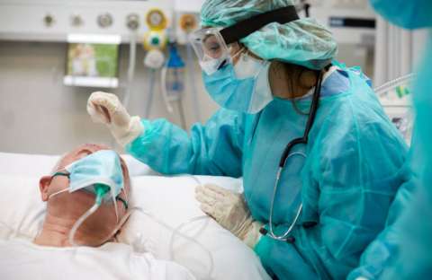 MinSalud asegura que aunque la ocupación de UCI es alta, aún hay disponibilidad de atención médica