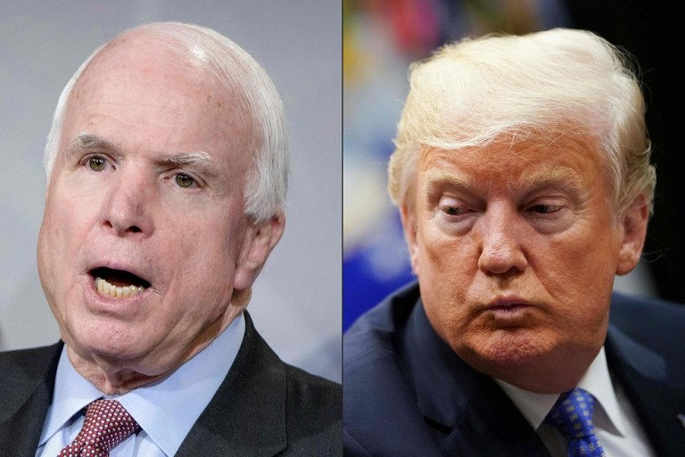 Trump frenó comunicado de la Casa Blanca que elogiaba a John McCain