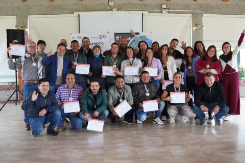 El ‘bootcamp’ para capacitar a excombatientes de FARC en administración y gerencia