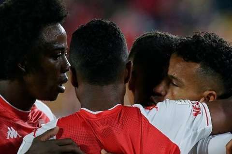 Santa Fe, con poco, le ganó a Unión Magdalena y se acomodó en los ocho
