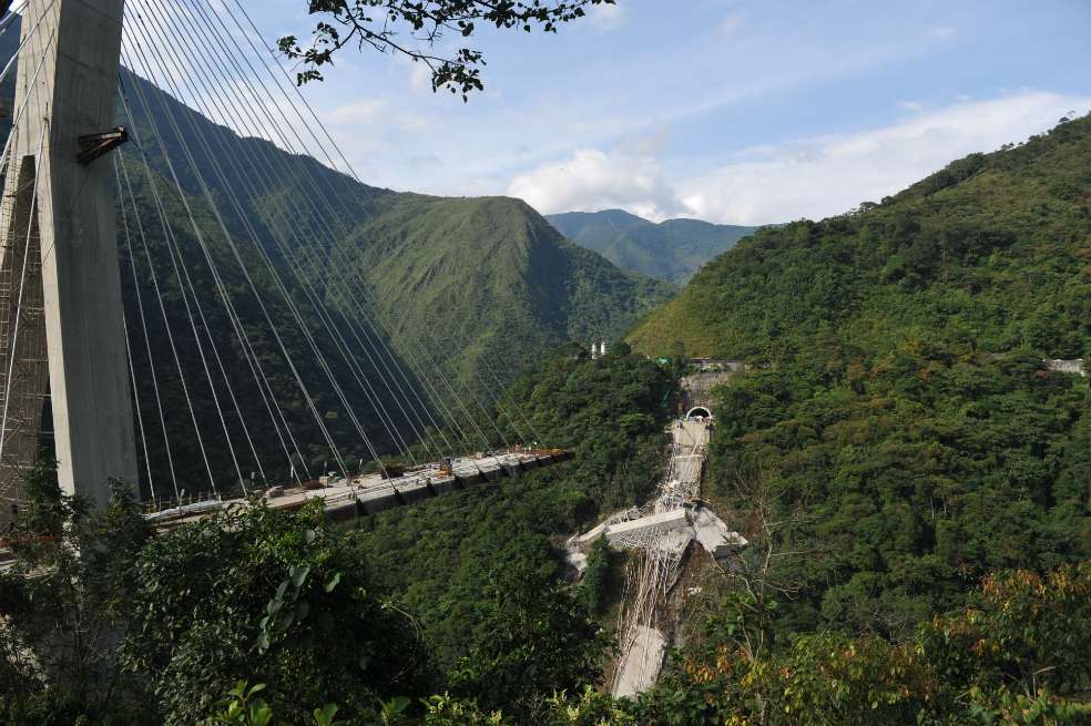 El viaducto de Chirajara se desplomó el 15 de enero. / Gustavo Torrijos -El Espectador