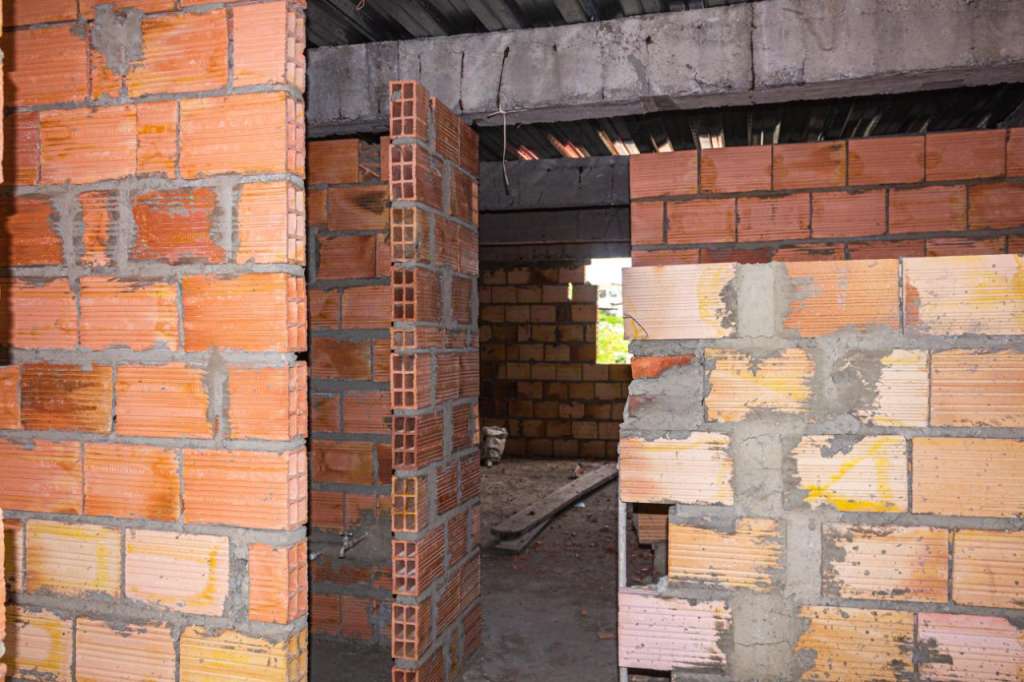 Sellamiento de constucciones ilegales en cerros orientales.