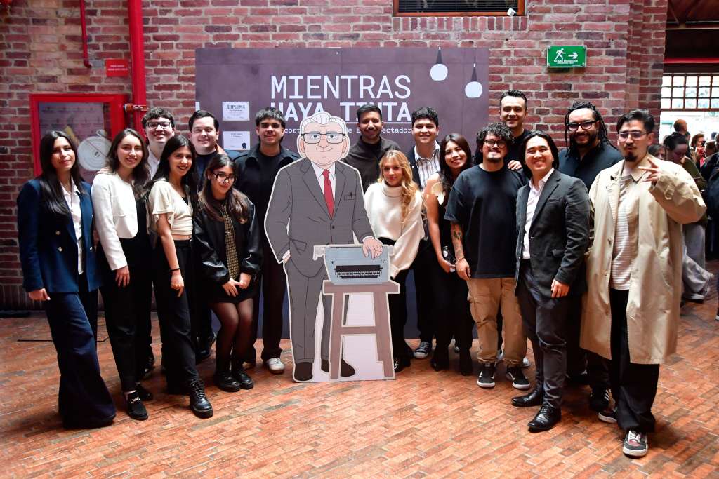 Equipo de video de El Espectador encargado de la realización del corto animado (Mientras Haya Tinta) para conmemorar el centenario del periodista Guillermo Cano Isaza