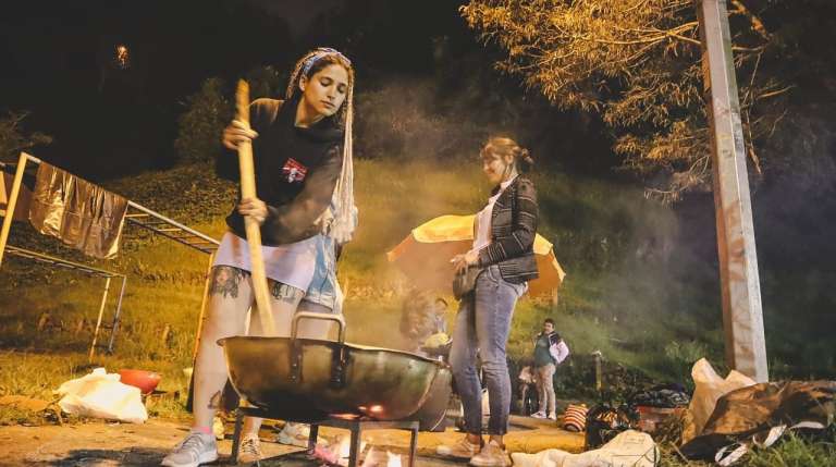 Ollas comunitarias en Bogotá: una apuesta para combatir el hambre en la ciudad