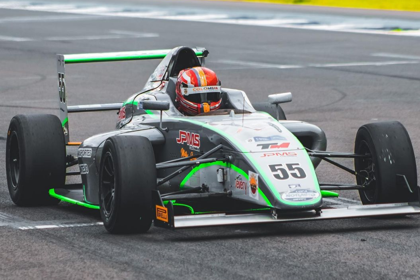 Pedraza, de 17 años, quien bajo el comando del RAM Racing Team