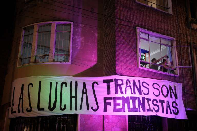 En la localidad de Santa Fe, los movimientos feministas mostraron su apoyo a las trabajadoras sexuales y a las mujeres transexuales.