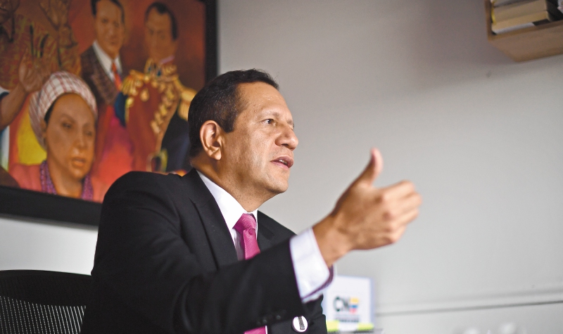 Luis Guillermo Pérez, magistrado del CNE.