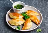 Empanadas de plátano rellenas con queso