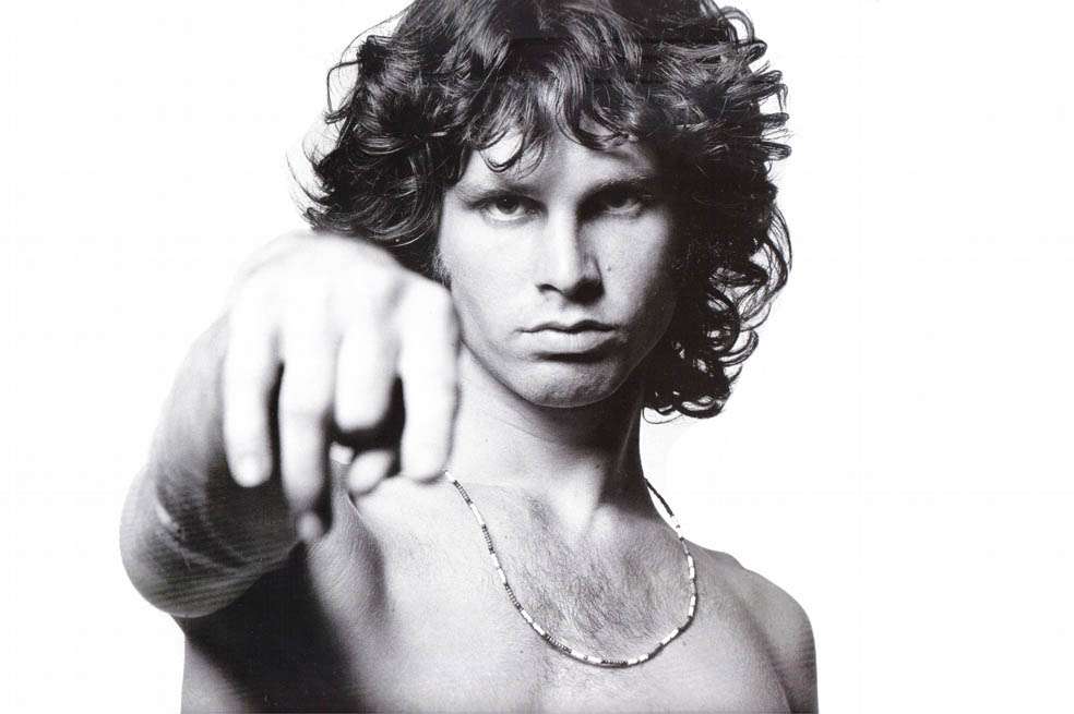 Uno de los  pseudónimos de Jim Morrison (1943-1971) era “Mr. Mojo Risin’” (“El señor Mojo asciende”),  un anagrama de su nombre  que aparece en la canción “L.A. Woman”.  / Fotos: Cortesía Warner Music